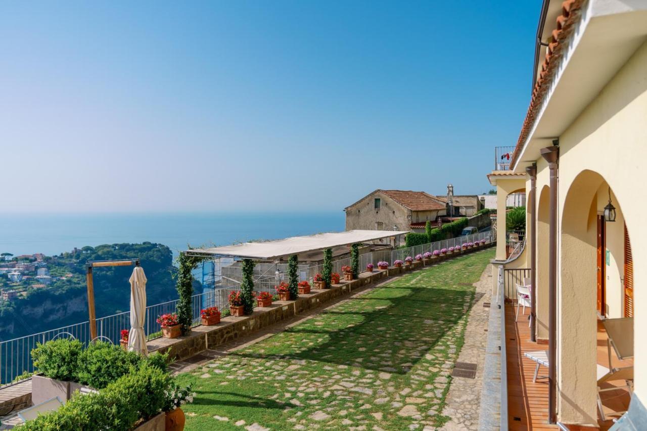 Appartamento Emma In Villa Laura Scala Ngoại thất bức ảnh