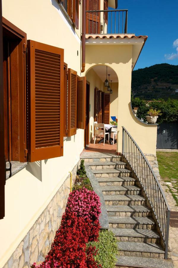 Appartamento Emma In Villa Laura Scala Ngoại thất bức ảnh